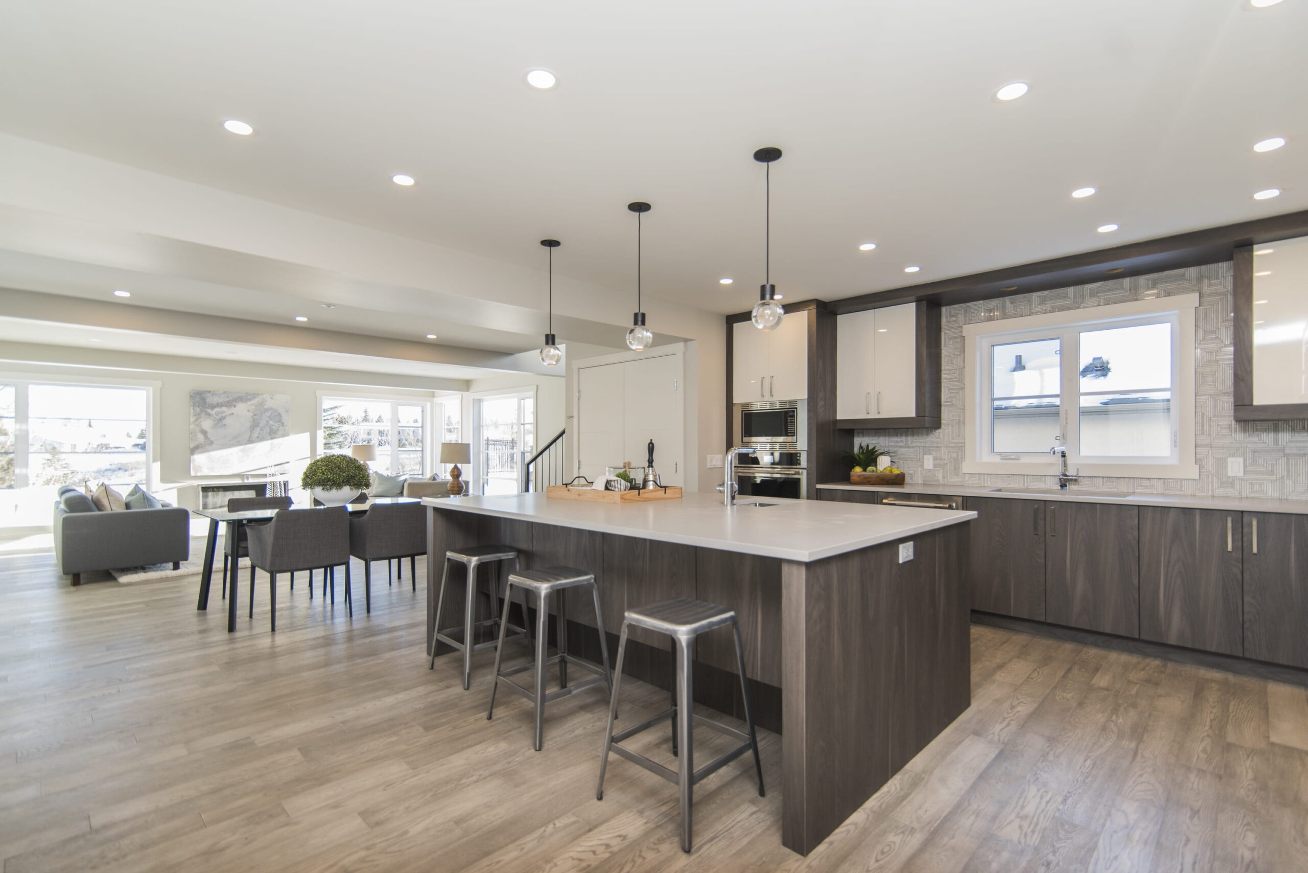 beautiful-shot-modern-house-kitchen-dining-room (2) (1)